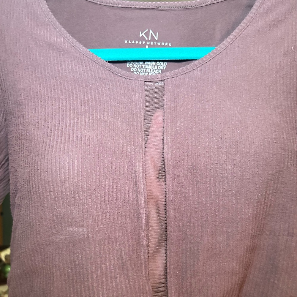 Klassy Network Dark Brown Ribbed Crop Top with Mesh Cut-Out - Picture 4 of 5